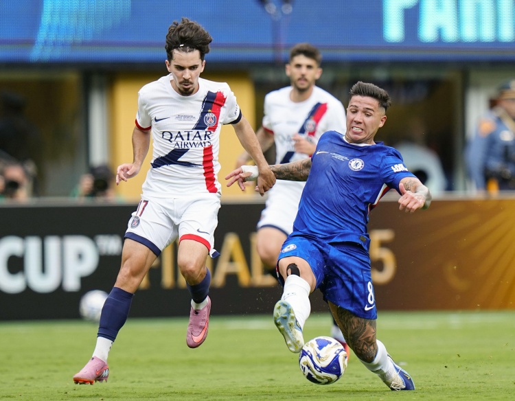 罗马诺：恩佐夏窗可能考虑其他球队，巴黎满意中场配置暂未报价